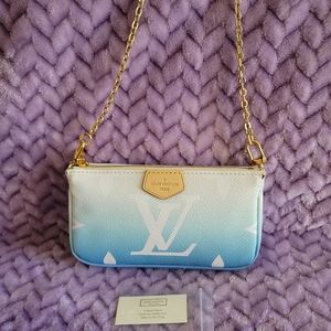 Louis Vuitton Authentic By the Pool Limited Edit Giant Monogram Pochette & Chain